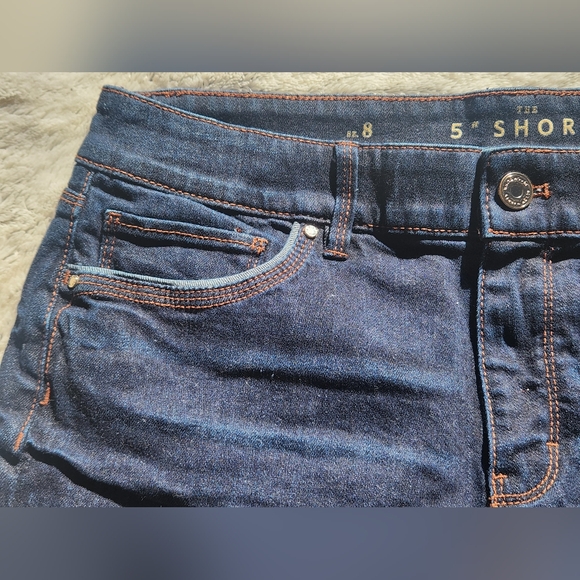 WHBM, Women's Dark Blue Denim Shorts, SIZE 8 - Picture 3 of 5